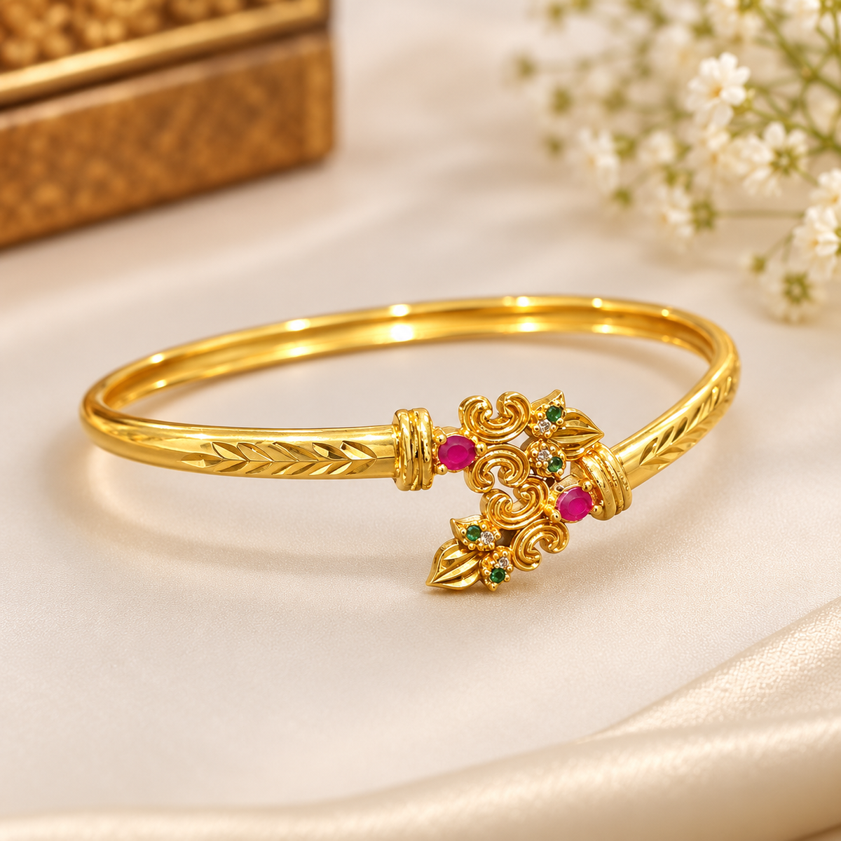 Gold Tone Floral Designer Bangle – Free Size