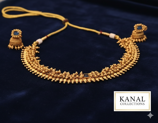 Antique Gold-Tone Cluster Bead Choker Set with Sapphire Blue Accents